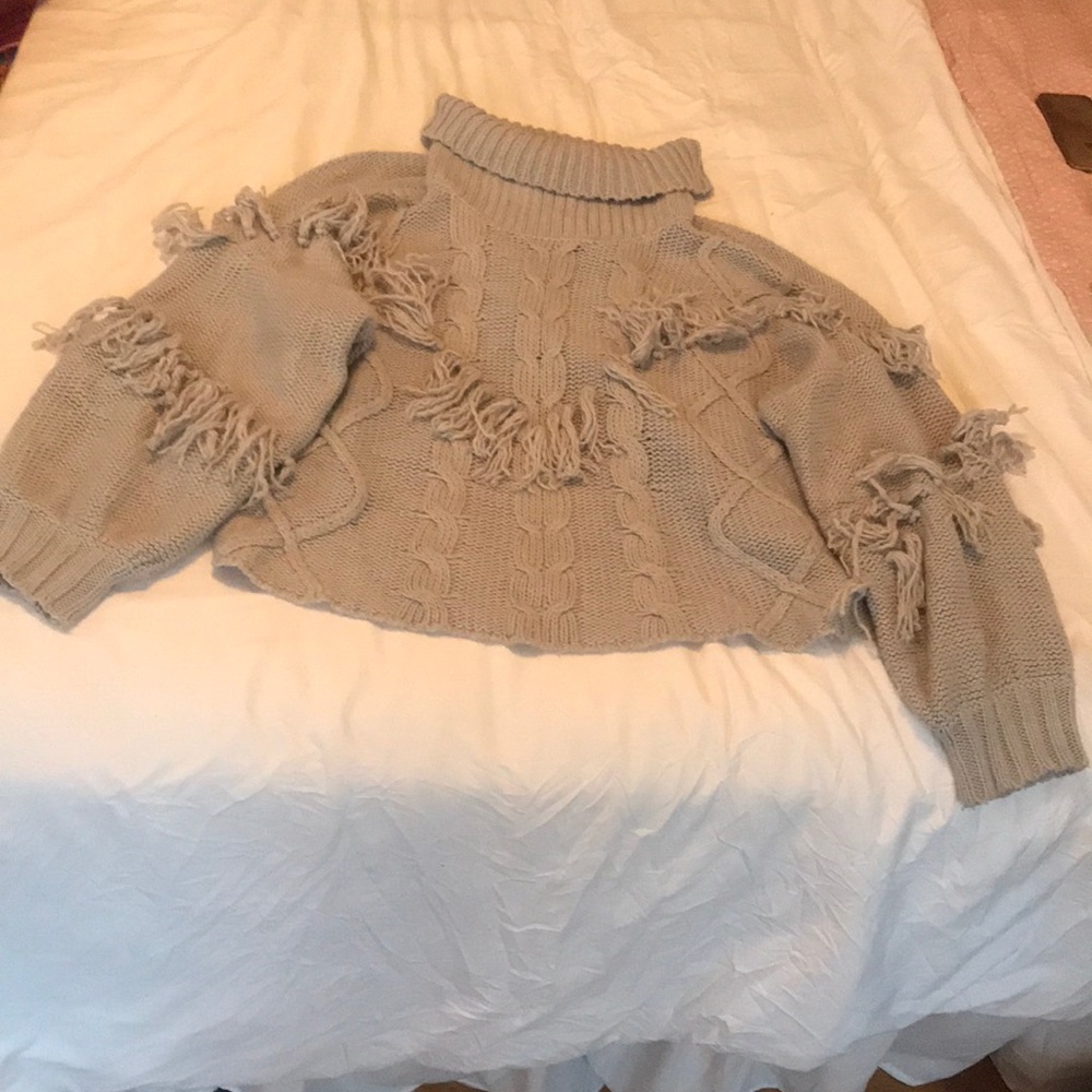 Grey fringe knit turtle neck sweater NASTY GAL